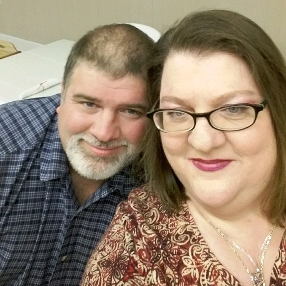 Meet your Posher, Tracey - Picture 1 of 1